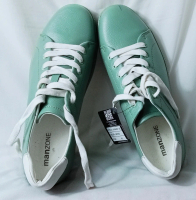 Sepatu Manzone Pria Warna Hijau No. 42