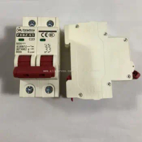 2P DC 1000V Solar Mini Circuit Breaker 6A/10A/16A/20A/25A/32A/40A/50A/63A DC MCB for PV