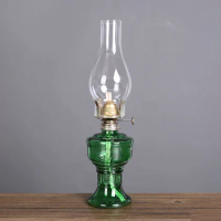Chamber Oil Lamp Glass Kerosene Lamp Hurricane Lamp Antique Rustic Oil Lantern for Indoor Tabletop Decor Emergency Lighting