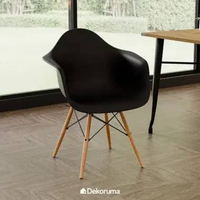 Dekoruma TOBY Kursi Makan / Kursi Cafe Plastik / Kursi Santai / Kursi Belajar New Derwood - Hitam