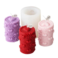 Geomeric Relief Hearts Soywax Pillar Scented Candles Silicone Lover Mold Love Heart Candle Wax Casting Valentine Wedding Favors