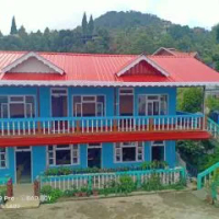 住宿 Rishop Mountain Homestay 里希普