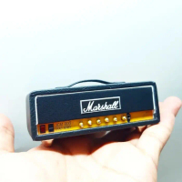 Miniatur Head Amplifier Marshall JCM 800 skala 1/12