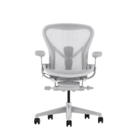 【Herman Miller】ystore雅浩家具 Aeron 3.0 旗艦款 礦石霧白/C尺寸(特殊款式新品出清/老闆椅、辦公椅)