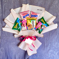 Buket Snack Wisuda atau Ulang Tahun - Koleksi Snack Spesial Hadiah Cemilan