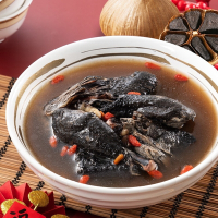 海陸管家 黑蒜烏骨雞湯(全雞)ｘ2組(每組約2300g) 年菜必買