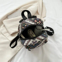 Canvas Backpack New Retro Ethnic Style Backpack for Women's Business Trips Three Purpose Crossbody Backpack