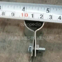 Kelm pipa gantung galvanis ( lubang dalem 20mm + Baut Mur )
