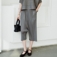 6211 [Can Match The Top 1352] Summer Cropped Pants  Hip-Hop Loose All-Match  Pleated Casual Style  H
