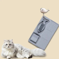 Pet Feeder Silikon Untuk Hewan Bentuk Ikan / Dog Lick Mat / Pet Feeder Silikon Anjing Kucing