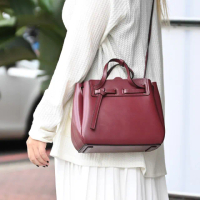 【LOEWE 羅威】LAZO MINI BAG 綁結超輕牛皮手提兩用包(酒紅)