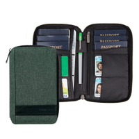 《TRAVELON》拼接旅遊護照包(蒼綠) | RFID防盜 護照保護套 護照包 多功能收納包