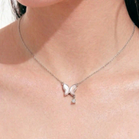 [แถมต่างหูเงินแท้] Butterfly mook Necklace S925 | สร้อยคอผีเสื้อมุก | 40+5 ซม. | เงินแท้92.5% งานช่า