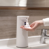 2021新款自動感應洗手液機 家用便攜式智能感應泡泡洗手機皂液器