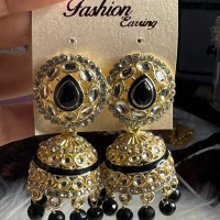 Mehandi base jumka earring