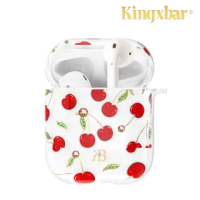 【Kingxbar】AirPods 施華洛世奇水鑽無線藍牙耳機充電收納盒保護殼套(果園系列-櫻桃)