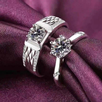 【七夕節禮物】金六福PT950鉑金鉆戒男女白金求婚莫桑石情侶對戒