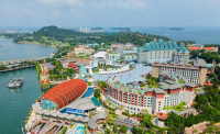 Discover Singapore One Day Tour and Seafood Buffet Dinner at The Square at Furama Hotel