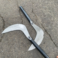 Arit sabit cari rumput bahan gergaji