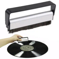 Useful Turntable Player Accessory Carbon Fiber Record Cleaner Cleaning Brush Vinyl Anti Static Dust Remover Brush for CD/LP