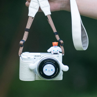 索尼ZVE10M2相機保護套ZVE10二代相機包A6700半包底座皮套殼配件 d7251