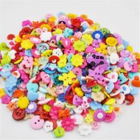 50/100pcs large wholesale mixed many styles Plastic Button/Sewing PT80