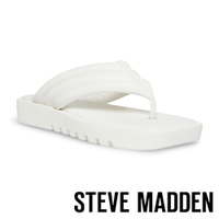 (季末換季出清)STEVE MADDEN-BOOST 方頭軟綿綿夾腳拖鞋-白色