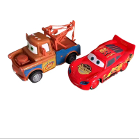 Mobil Diecast Besi Model McQueen Cars Lightning McQueen Mater Towing Truck Diecast Skala 1:32 Dengan