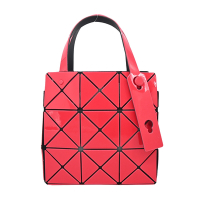 ISSEY MIYAKE 三宅一生 BAOBAO CARAT 3X3亮面手提包-多色