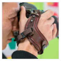 Camera Wrist Carrying Belt Holder Leather Hand Grip Strap for Canon R5 R6 R7 R8 R10 5D3 5DIV 6DII 80D Sony A7 A7M3 A7R4 A9