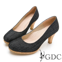 【GDC】丹寧風獨特設計感圓頭拼接木質中跟鞋-黑色(921907)