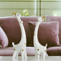現代歐式家居家裝飾品客廳電視柜創意陶瓷小擺件工藝品長頸鹿擺設