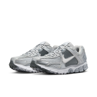 NIKE 慢跑鞋 男鞋 運動鞋 緩震 ZOOM VOMERO 5 灰 FJ4151-003