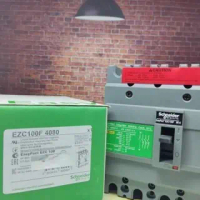 MCCB / BREAKER SCHNEIDER EZC100F 4P 80A 10ka 4Pole EZC100F4080 80 A 4 Pole