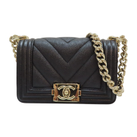 【二手名牌BRAND OFF】CHANEL 香奈兒 黑色 山形紋 牛皮 Chevron Boy 15 肩背包