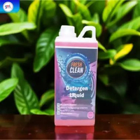 Fresh Clean Detergen Cair 1 Liter – Ampuh Hilangkan Noda Membandel, Aman untuk Semua Jenis Pakaian, 
