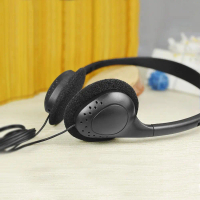 Headset Universal 3.5MM Headworn Wired Headset Berwayar Hitam Cellular Wired Headset PVC Universal H
