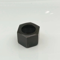 Komponen gantian router dengan collet berbentuk kon dan benang yang dikerjakan secara tepat