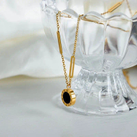 Kalung Titanium Wanita Model Bulat Hitam Gold Dan Rosegold Perhiasan Harian simpel Dan Elegan Emas