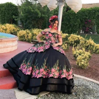 Unique Mexican Pink Embroidery Black Quinceanera Dresses Off The Shoulder Prom Dress Sweet 15 16 Dress vestidos de Prom Party Go