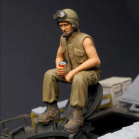 1/35 US Tanker Vietnam, Resin Model figure soldier, GK, Military themes, Unassembled and unpainted kit