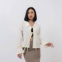 Evenoir Amora Cardigan Linen dengan Potongan Longgar dan Aksen Kerut - Outer, Top, Basic, Blazer, Ca