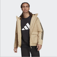 【滿2件再95折】【毒】2021 新款 ADIDAS HOODED JACKET 男 外套 連帽 休閒 防潑水 口袋 卡其 GQ2330