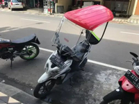 Kanopi Motor Putih Aksesoris Variasi Cover Hujan dan Panas Payung Motor