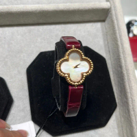 (pre-owned) Van Cleef Arpels 18K Sweet Alhambra Watch