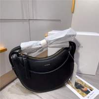 2025 Polene Tote Bag New Bag  ฝรั่งเศส paris กระเป๋าผู้หญิง กระเป๋าทรงพระจันทร์ กระเป๋าหนังวัว กระเป