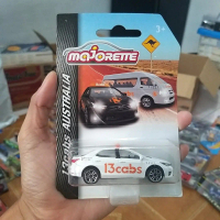 majorette 13 cabs toyota altis