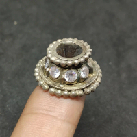 Mendak Keris Perak Silver Hias Batu Yakut Model Lawasan