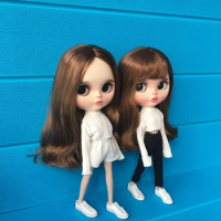 2pcs Blythe Clothes White sweater +jeans for Doll Accessories Clothing (Blythe, Pullip Licca, Azone dolls)