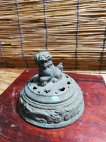日本回流銅器小獅子鈕浮雕鏤空紋香爐蓋子香薰爐蓋子鏤空香爐蓋子